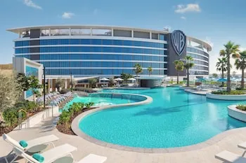 The WB Abu Dhabi, Curio Collection by Hilton