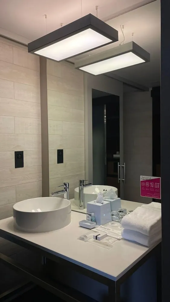 aloft, Oda, 2 Büyük (Queen) Boy Yatak, Sigara İçilmez