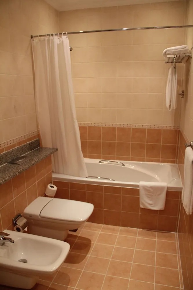 Deluxe Suite, 1 King Bed, Smoking