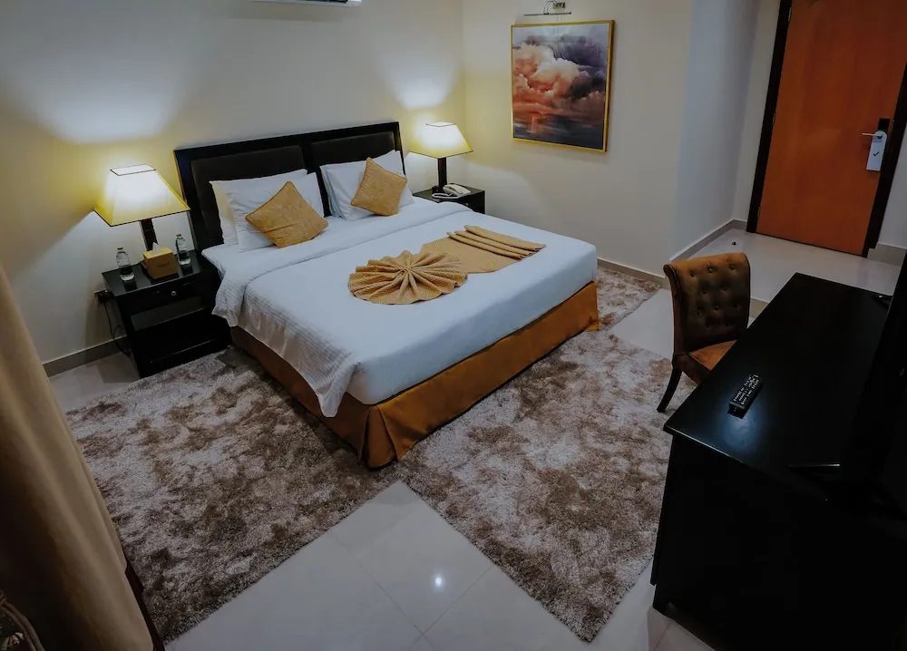 Royal Suite King with private pool, Smoking