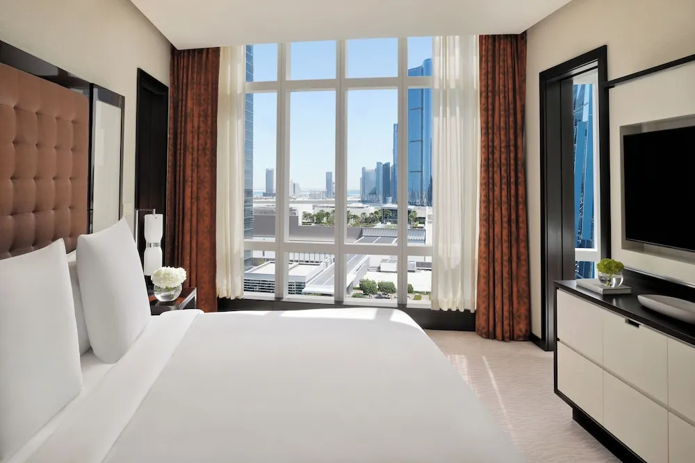 Deluxe Süit (Skyline View)