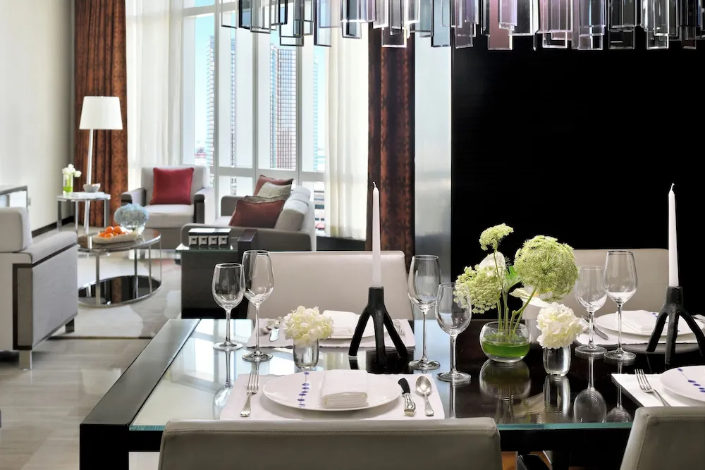 Pearl Suite