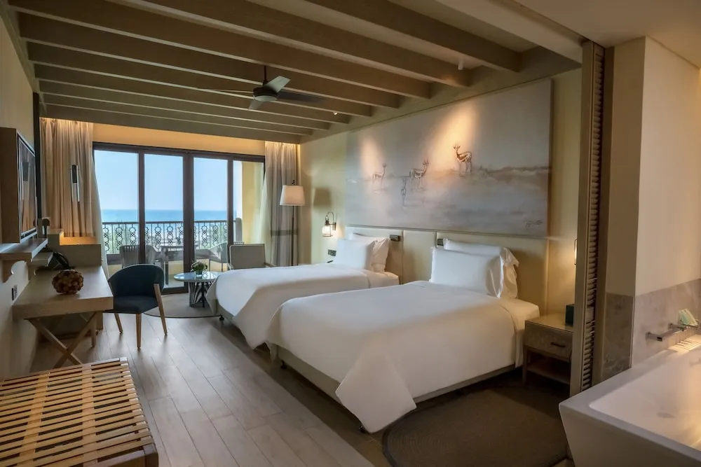 Oda, Balkon, Deniz Manzaralı