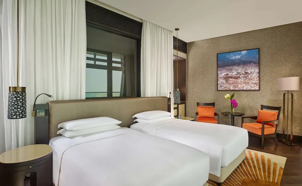Oda, 2 Tek Kişilik Yatak, Balkon