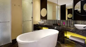 Grand Hyatt Abu Dhabi Hotel And Residences Emirates Pearl