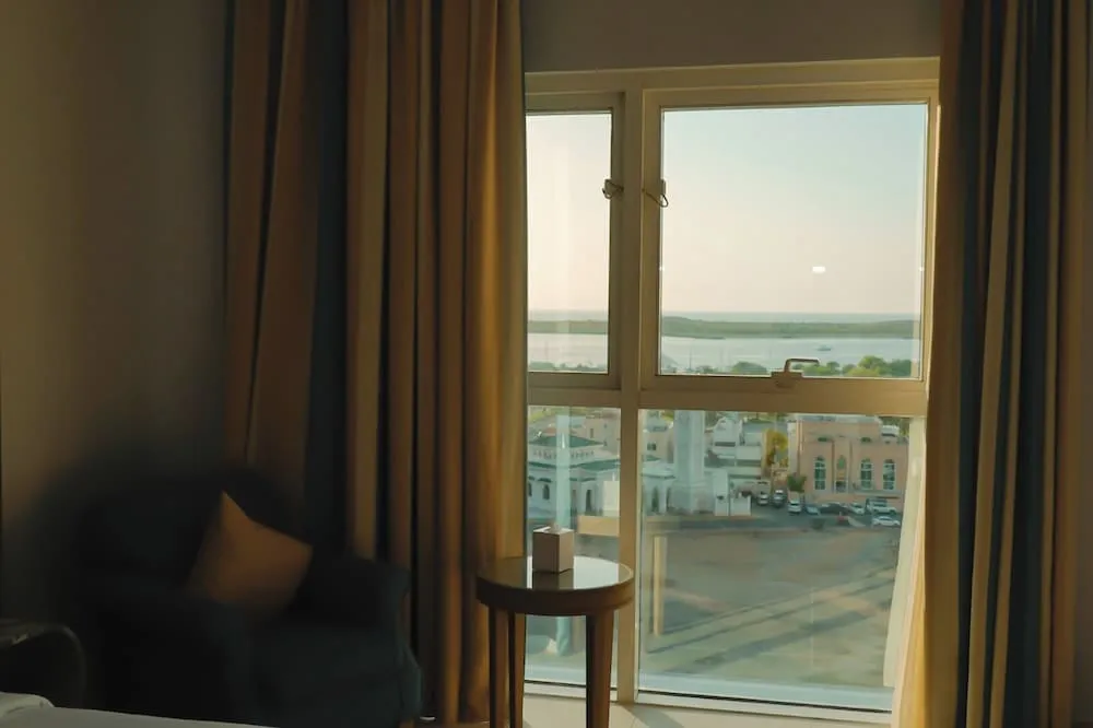 Deluxe King Room Sea View