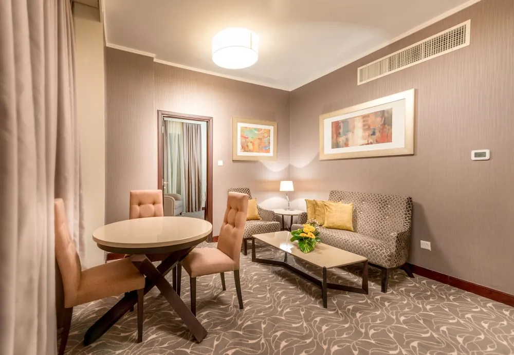 Deluxe Süit, 1 En Büyük (King) Boy Yatak, Sigara İçilmez, Şehir Manzaralı