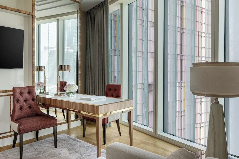 Four Seasons, Deluxe Süit, 1 En Büyük (King) Boy Yatak