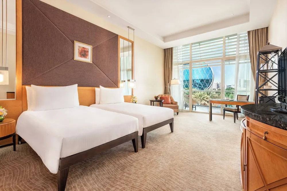 Grand Gulf View Room King - Free daily shuttle bus to Yas attractions, Yas Mall and Grand Mosque