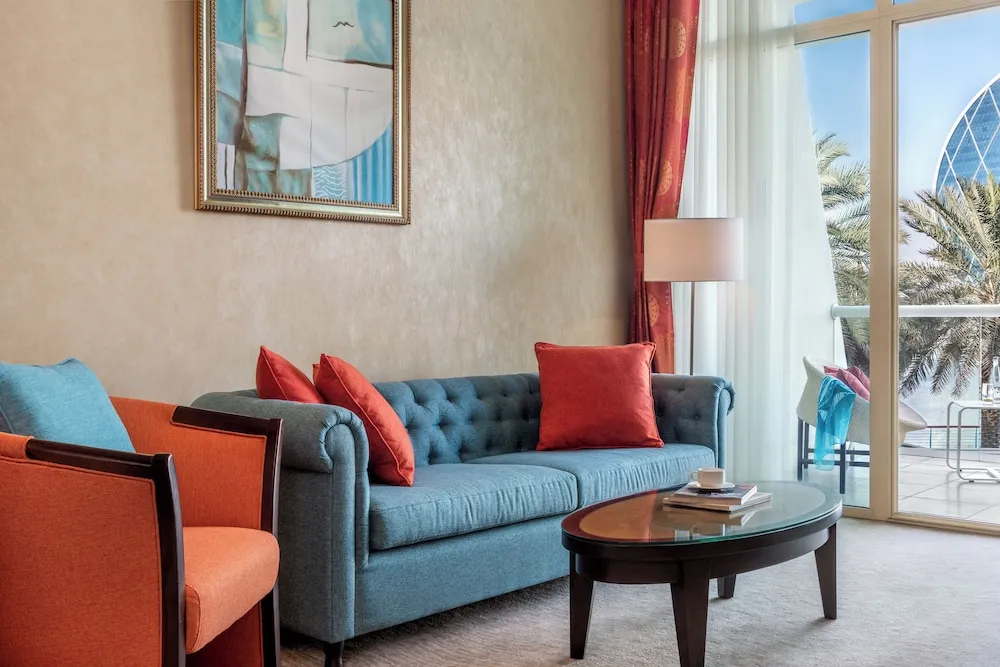 Gulf Junior Suite - Free daily shuttle bus to Yas attractions, Yas Mall and Grand Mosque
