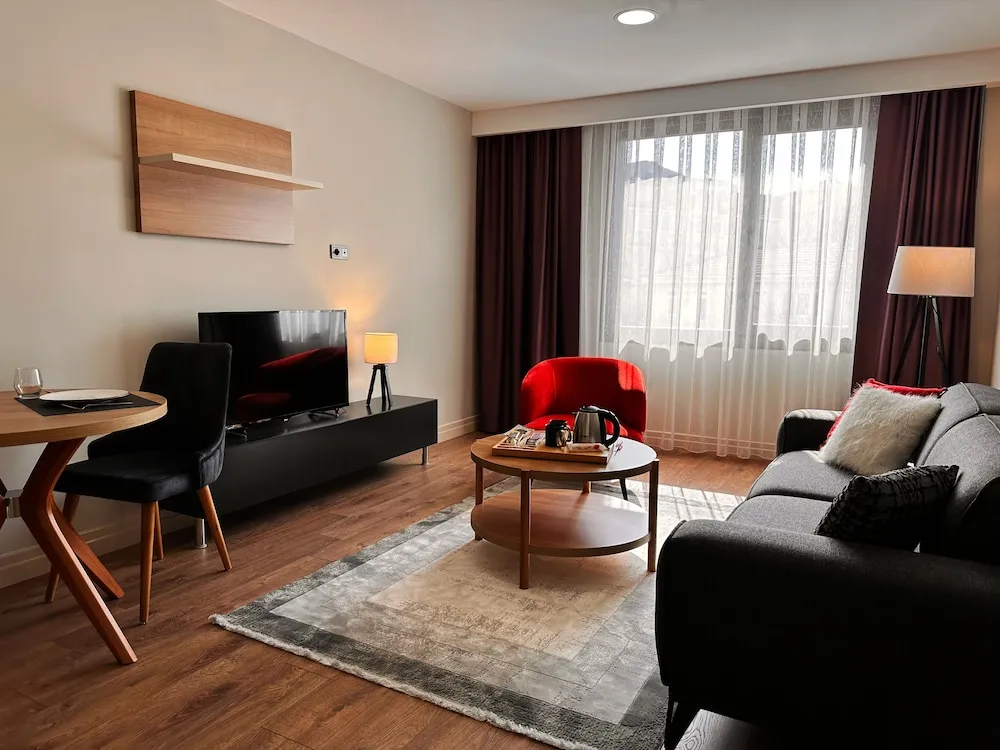 Deluxe Süit, Sadece kadınlar için