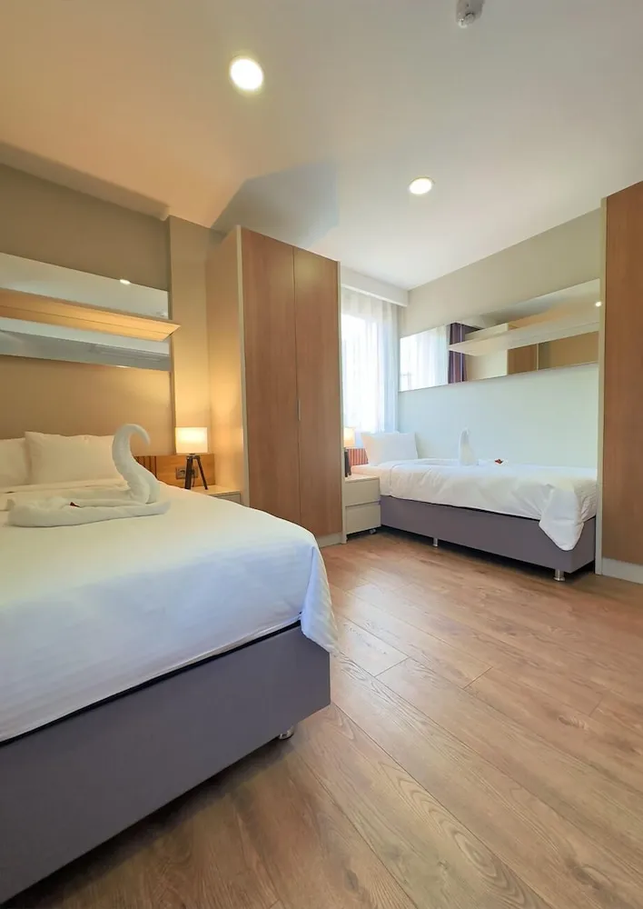 Deluxe Süit, Sadece kadınlar için