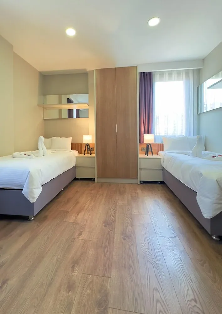 Deluxe Süit, Sadece kadınlar için