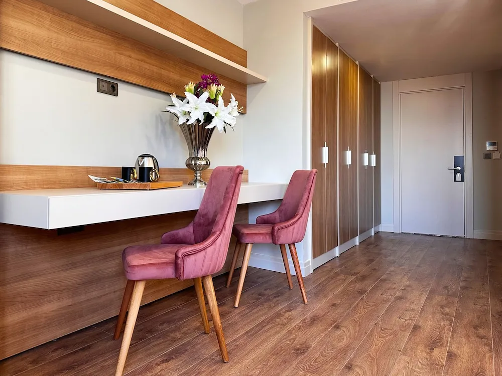 Deluxe Üç Kişilik Oda, Sadece kadınlar için, Deniz Manzaralı