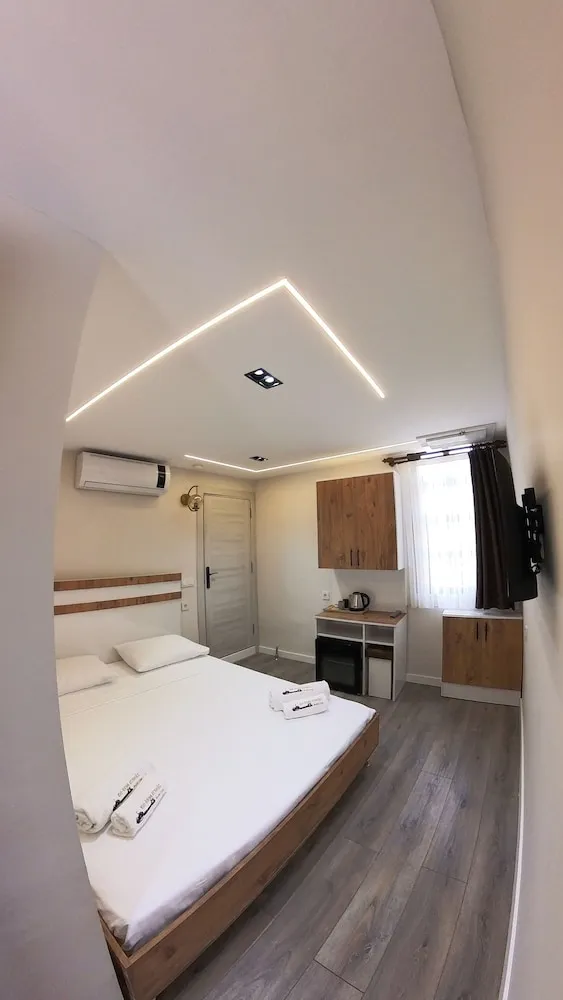 Standard Üç Kişilik Oda