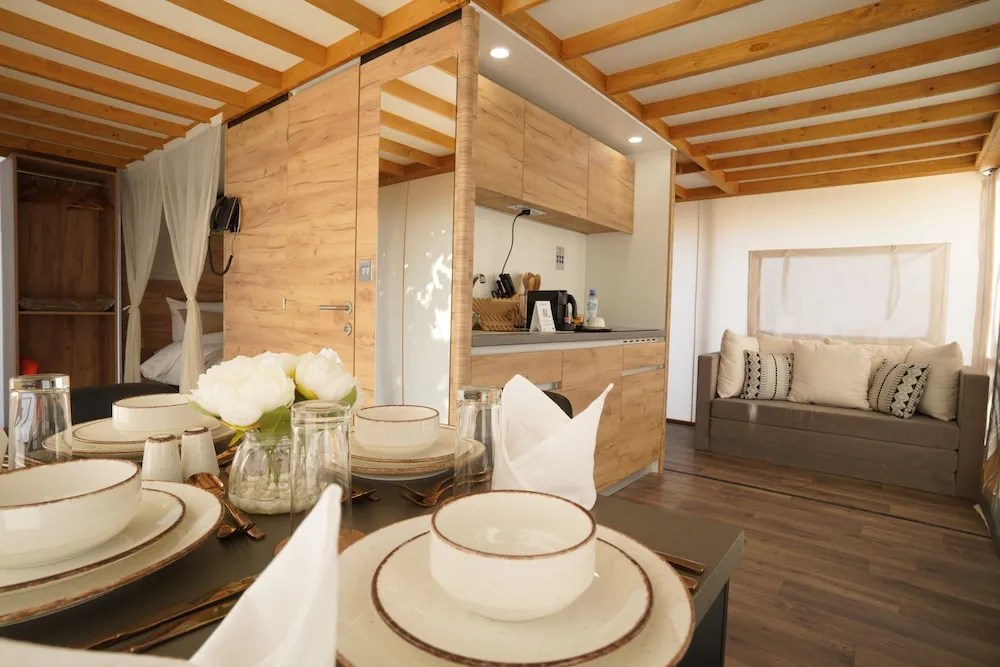 Duplex Queen