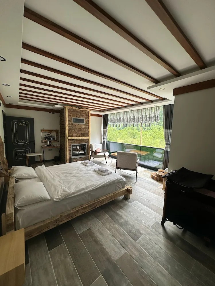 Premium Dört Kişilik Oda