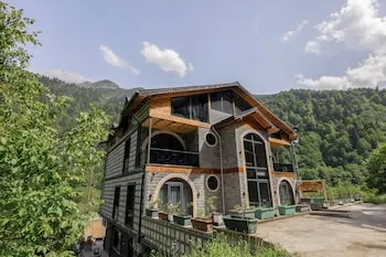Vadi Taş Konak