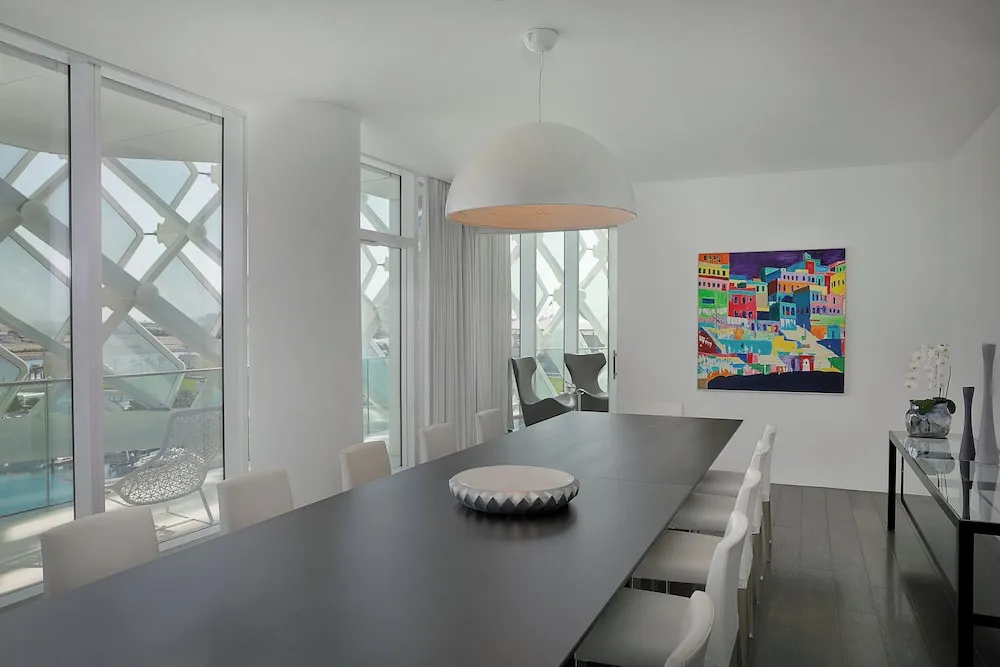 Extreme WOW Suite, 1 Bedroom, View with Complimentary Yas Beach Transfer and Access