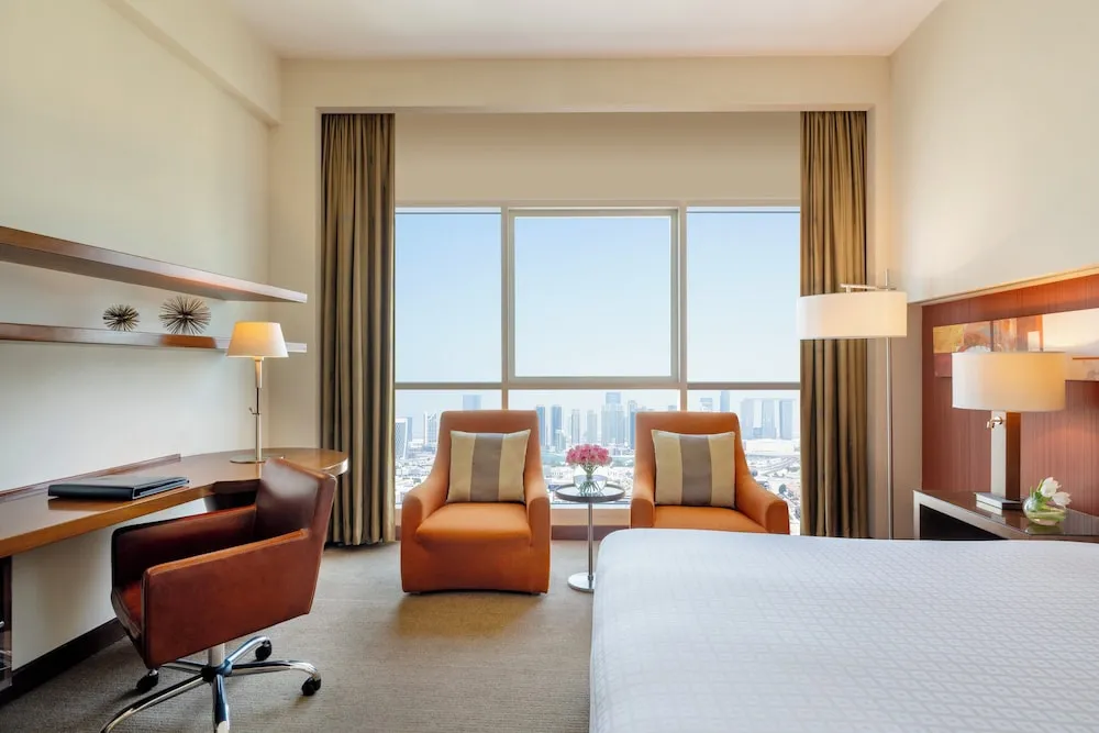 Club Room with Lounge Access