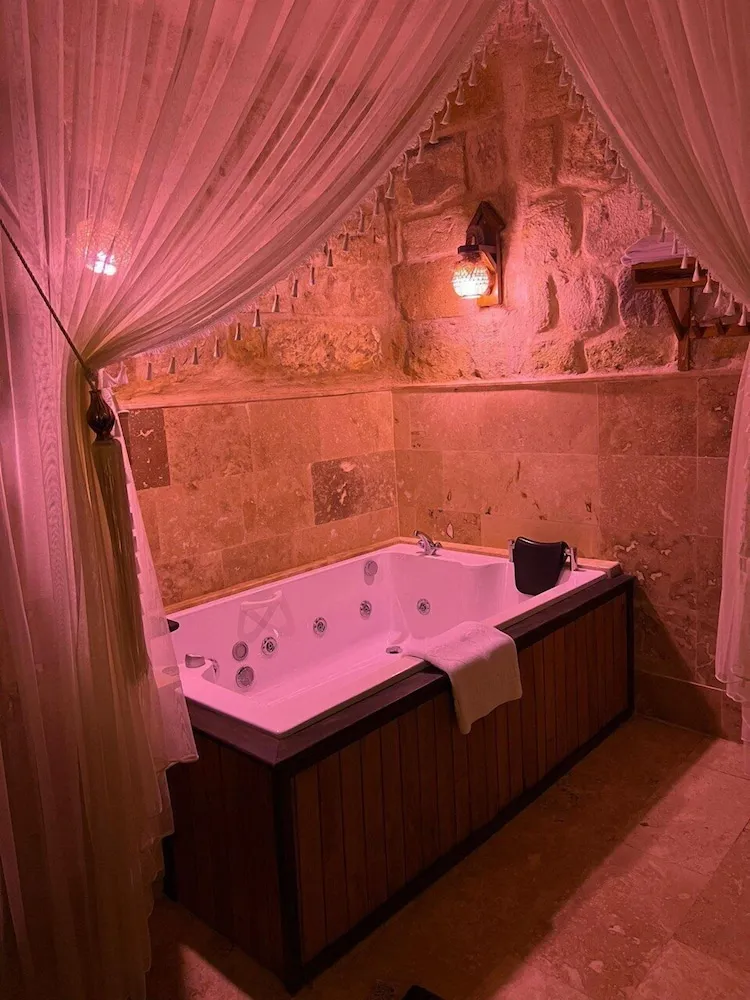 Honeymoon Oda, Bahçe Manzaralı