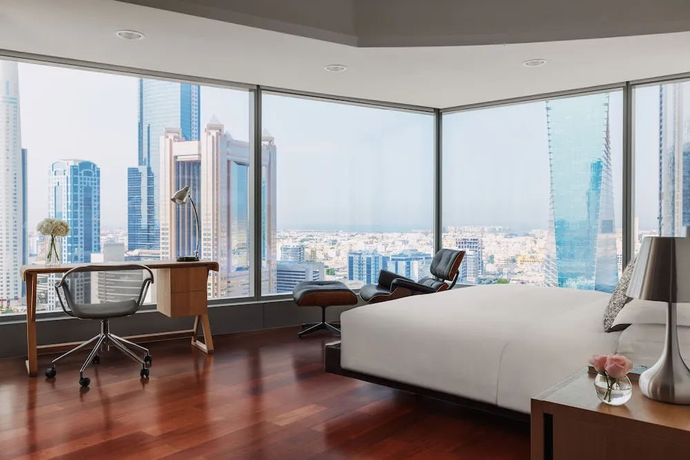 Three Bedroom Duplex Gallery Residence with Private Jacuzzi