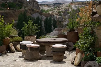 Potamia Cave Suites