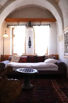 Potamia Cave Suites