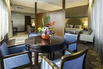 Howard Johnson by Wyndham Bur Dubai