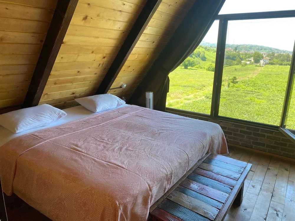 Basic Bungalov, Dağ Manzaralı