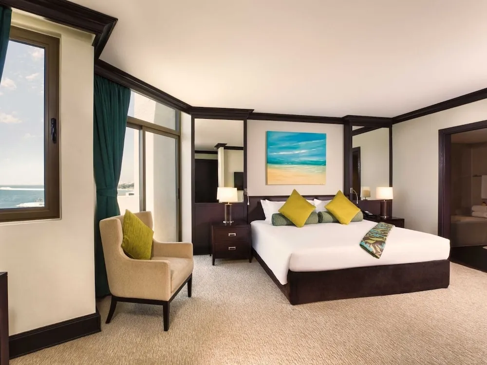 Sea View Premium One Bedroom-Free Breakfast & Exclusive Peacock Lounge Access-Free Shuttle to Malls