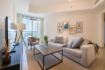 2 Beds Brand New Apt In Al Wasl Jumeirah