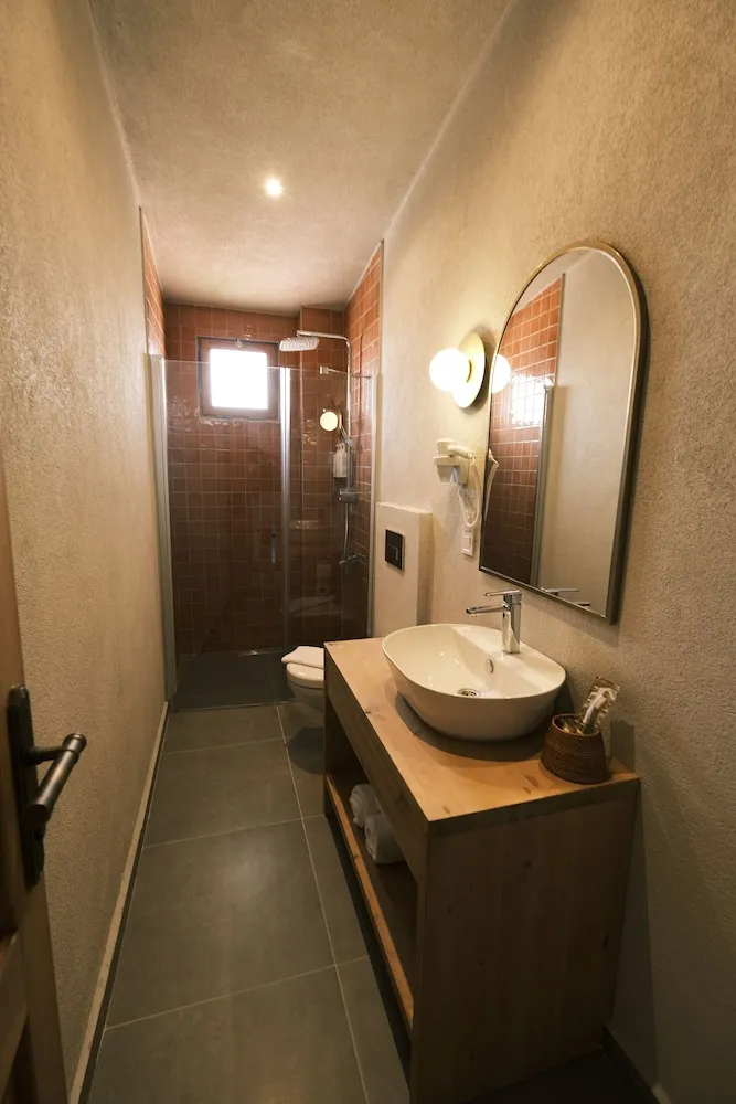 Deluxe Tek Büyük Yataklı Oda, 1 Büyük (Queen) Boy Yatak, Balkon