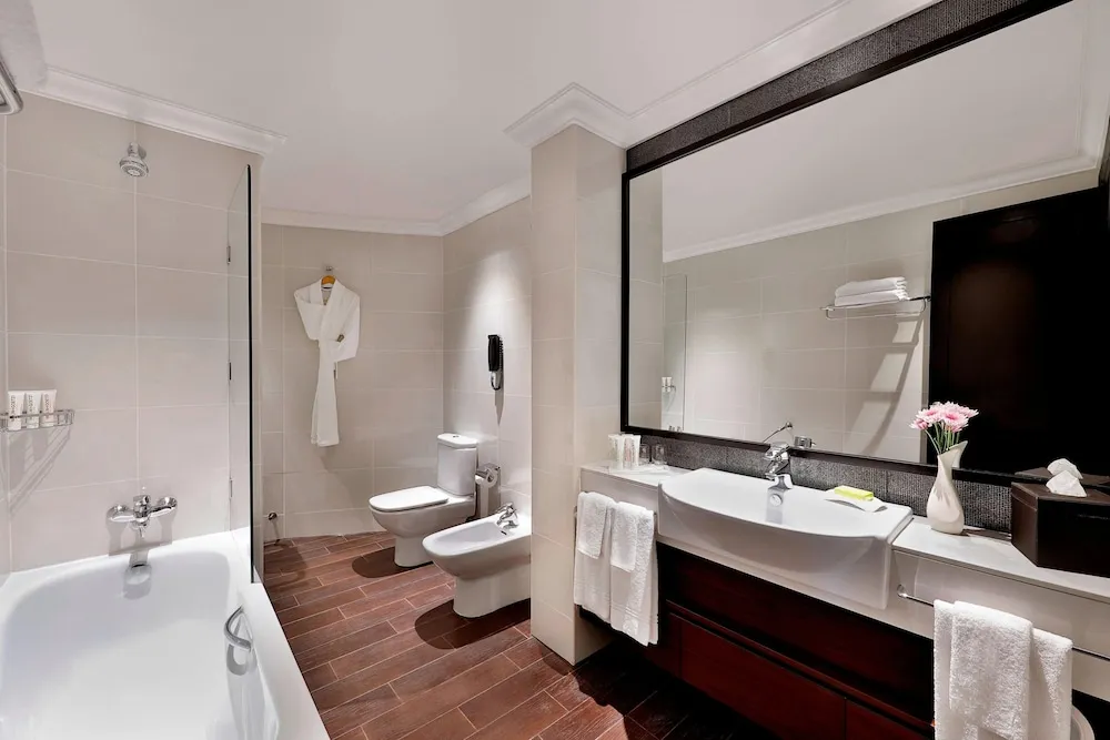 Family Oda, 3 Yatak Odası, Sigara İçilmez, Deniz Manzaralı (Balcony)