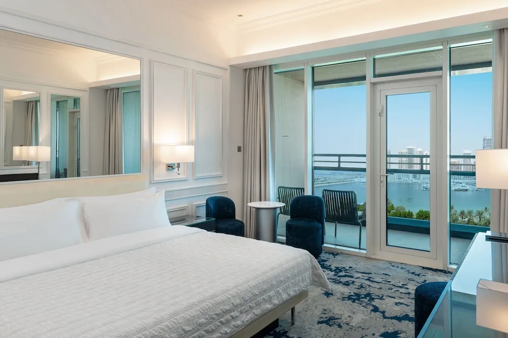Club Oda, 1 En Büyük (King) Boy Yatak, Deniz Manzaralı