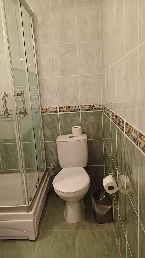 Family Üç Kişilik Oda, Bahçe Manzaralı