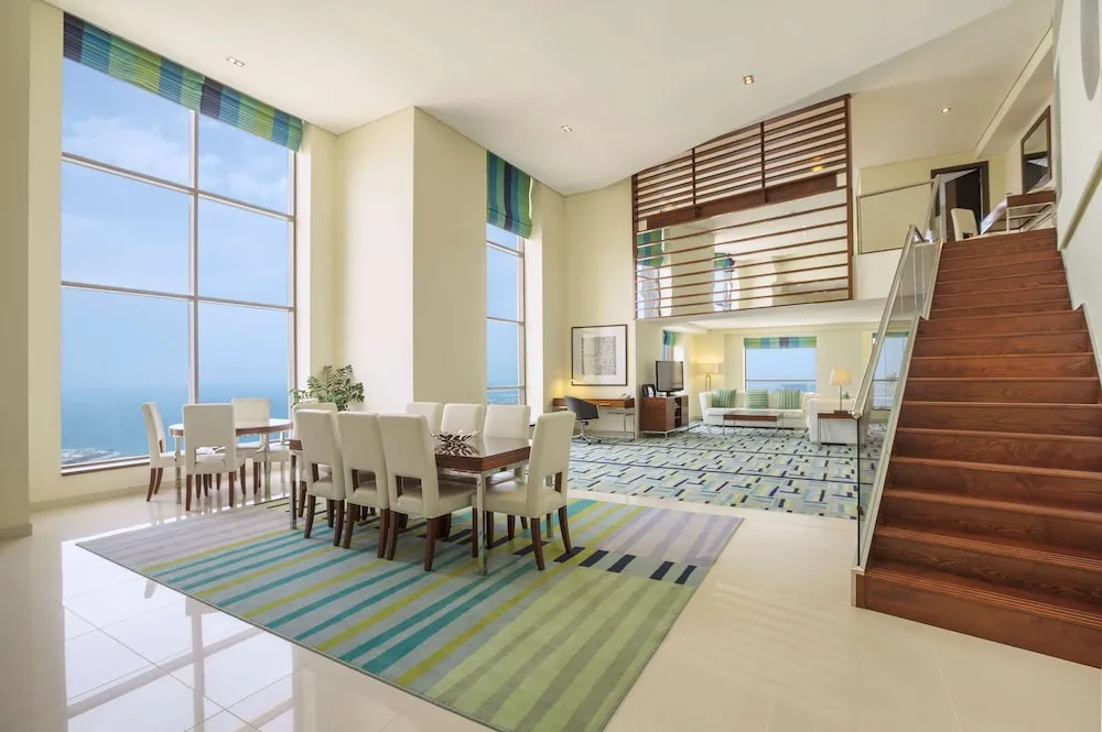 Çatı Katı (Loft), 1 En Büyük (King) Boy Yatak, Deniz Manzaralı