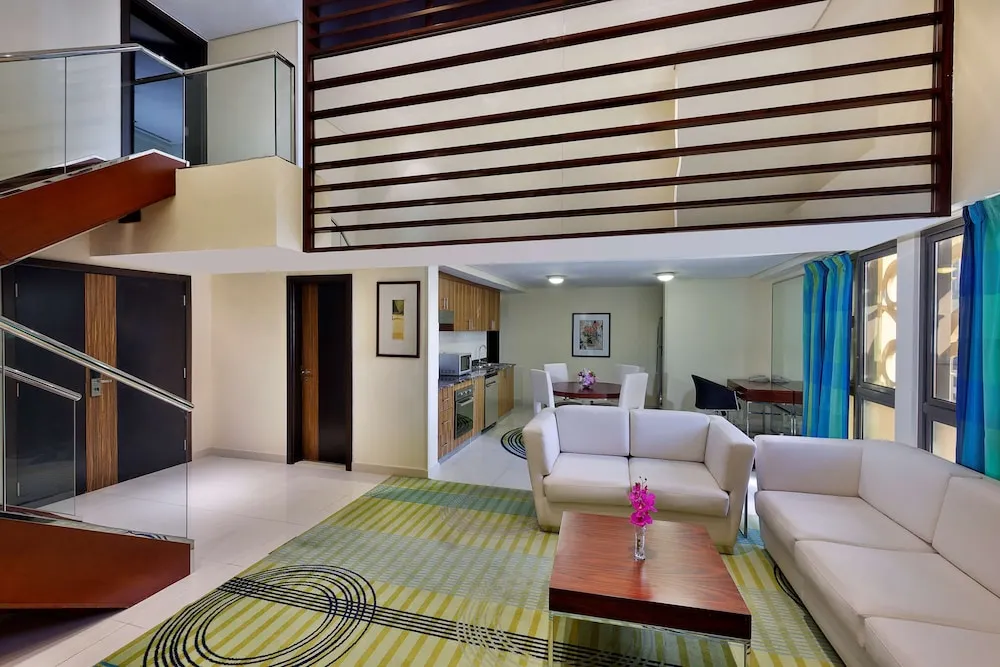 Çatı Katı (Loft), 1 En Büyük (King) Boy Yatak