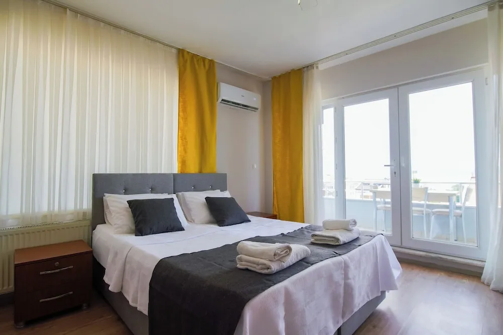 Deluxe Üç Kişilik Oda, Sigara İçilmez, Deniz Manzaralı