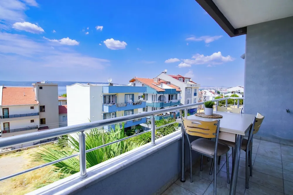 Deluxe Üç Kişilik Oda, Sigara İçilmez, Deniz Manzaralı
