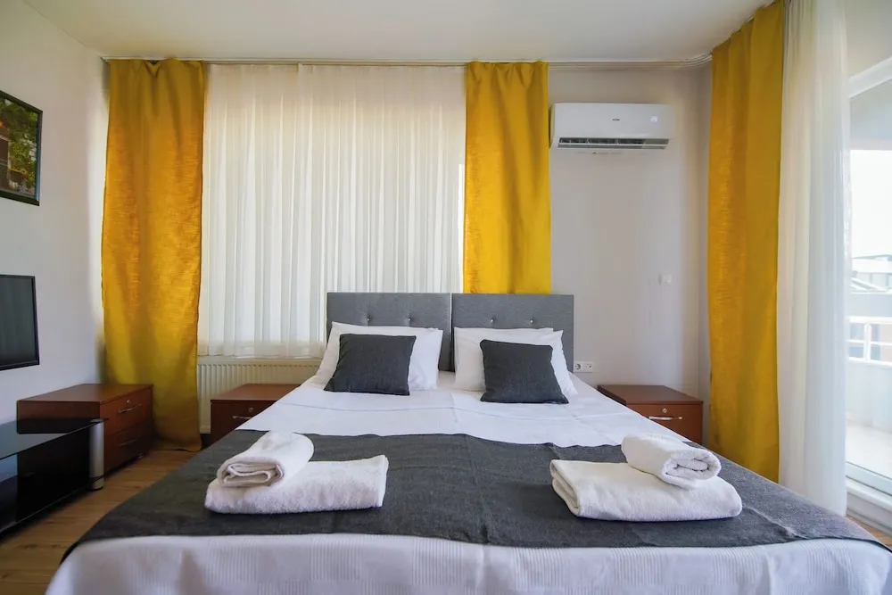 Deluxe Üç Kişilik Oda, Sigara İçilmez, Deniz Manzaralı