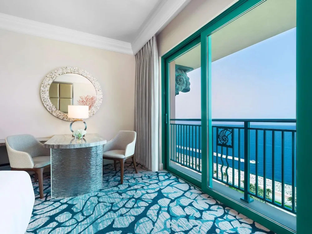 Imperial Club Queen Room - Ocean View