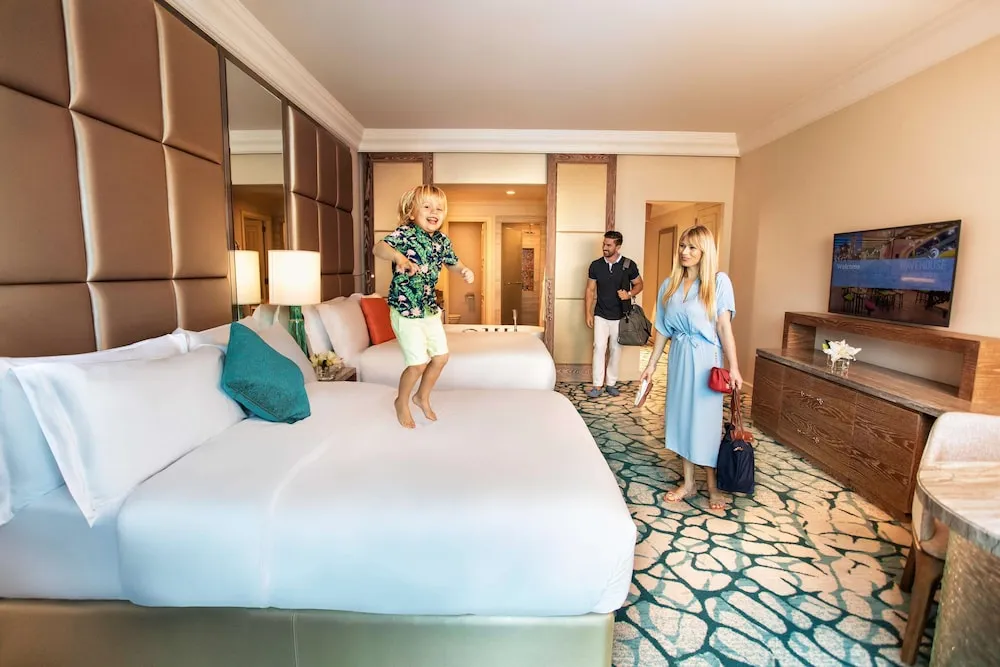 Imperial Club Queen Room - Ocean View