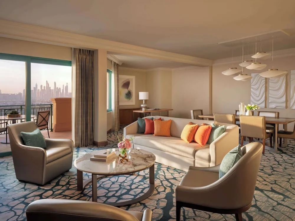 2 Bedroom Regal Suite - includes Club access