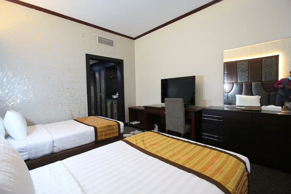 Deluxe Tek Büyük veya İki Ayrı Yataklı Oda