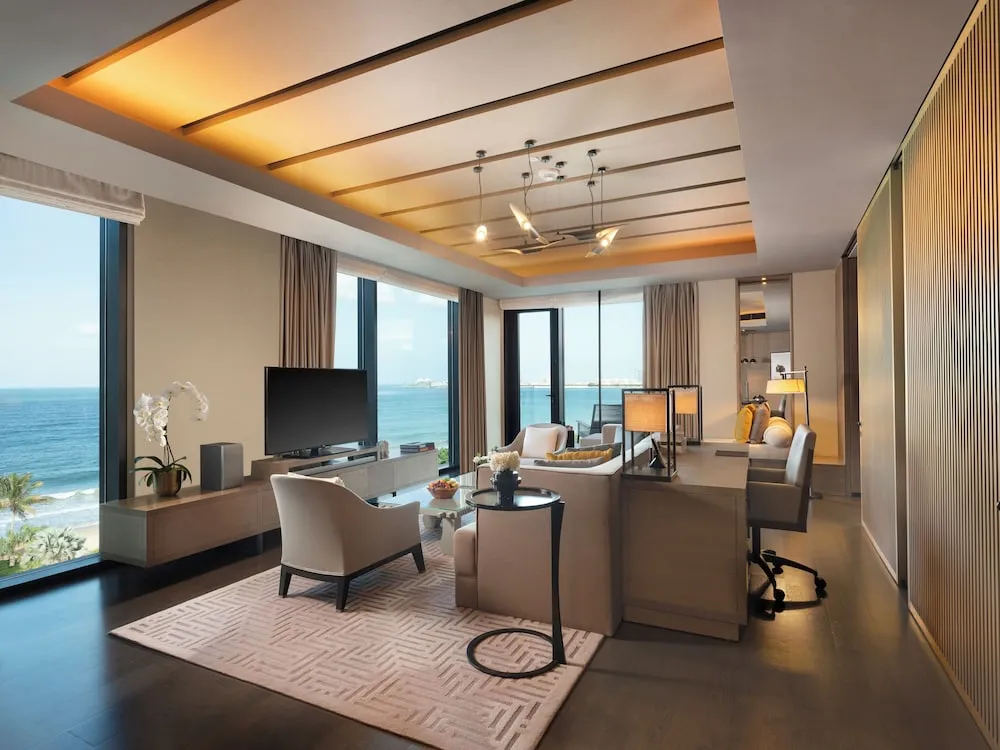 Harmony Oceanfront Master Suite