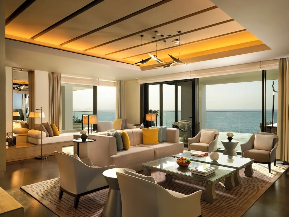 Harmony 2-Bedroom Oceanfront Presidential Suite