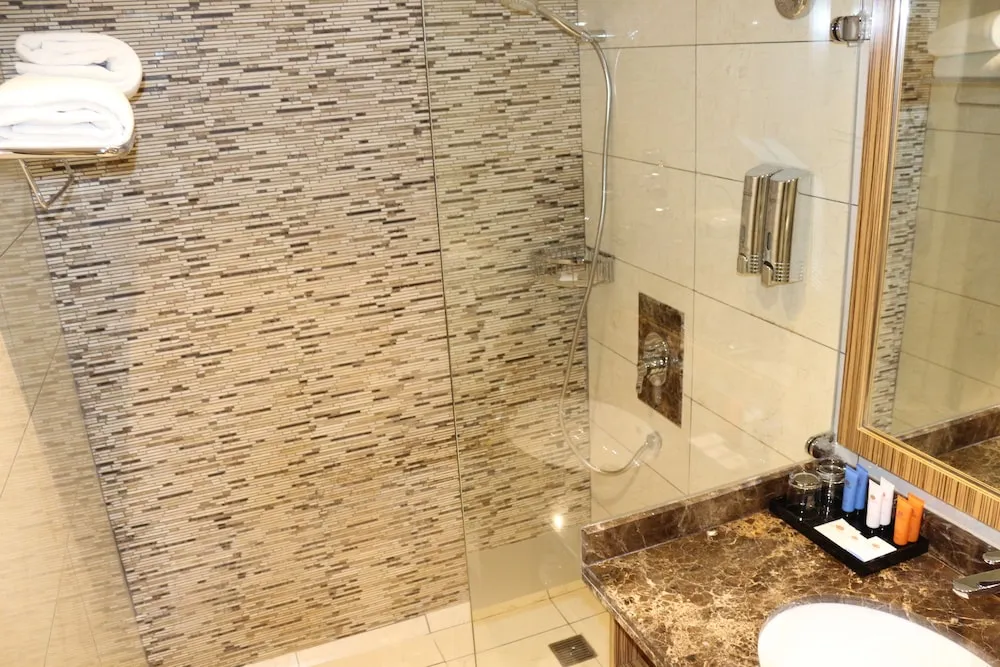 Standard Oda, Birden Çok Yatak, Sigara İçilmez (4 Single Beds)