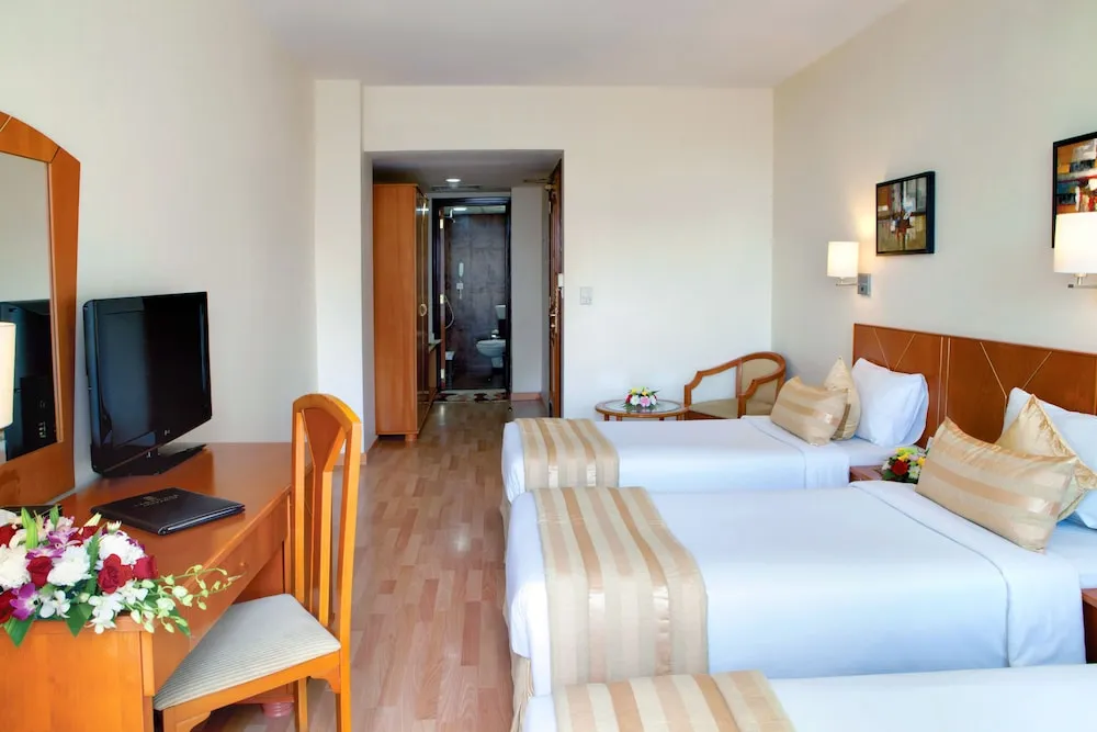 Classic Üç Kişilik Oda