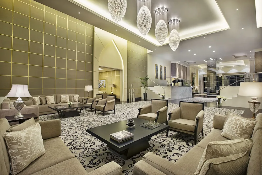 ROYAL SUITE